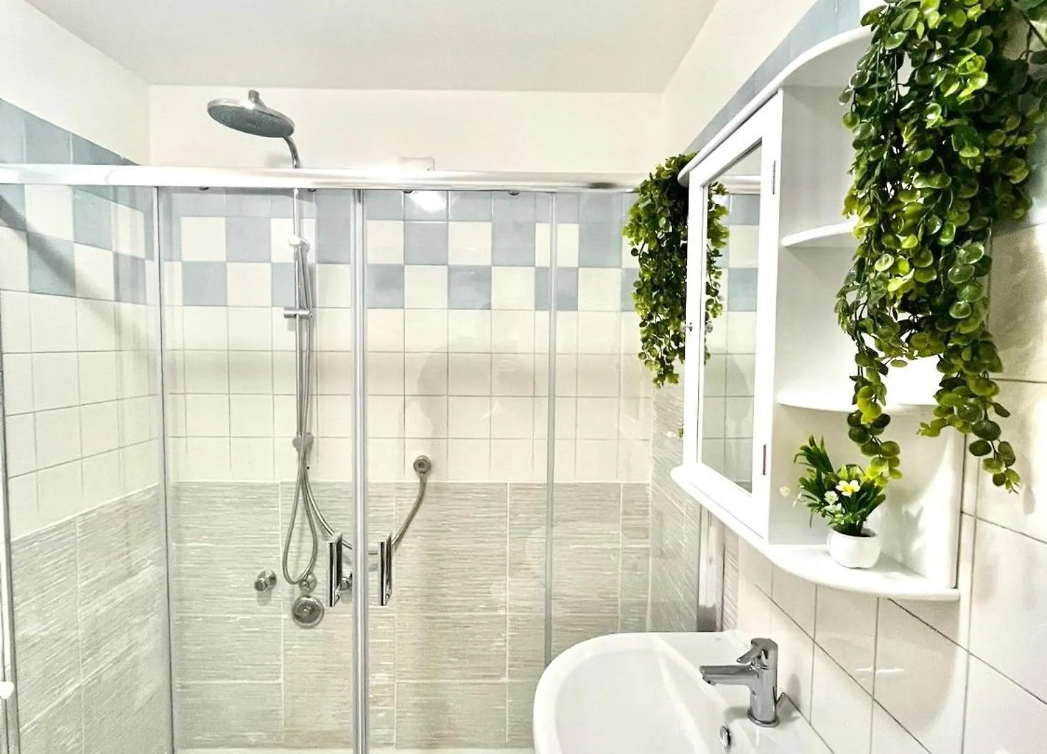 Golden Star Milano Apartment Italy